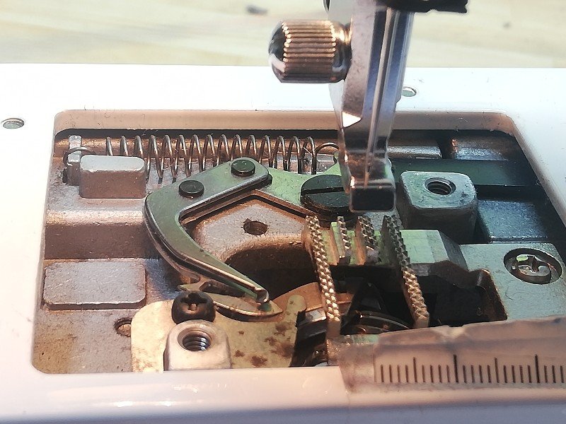 修理完了。JUKIミシンHZL-7800 縫えないミシン修理依頼。 | 千葉ミシン
